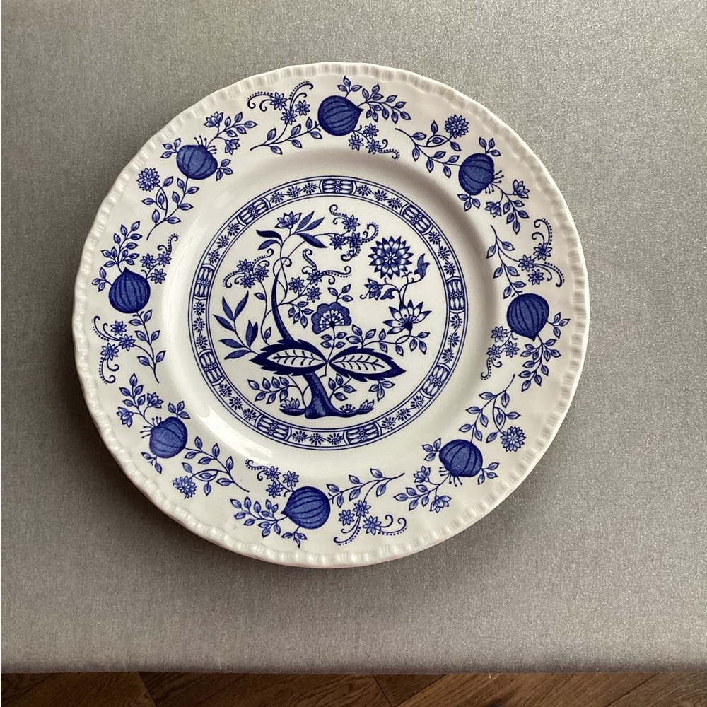Enoch Wedgewood Tunstall Plate